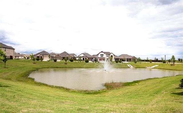 715 Parkside Drive - Photo 3