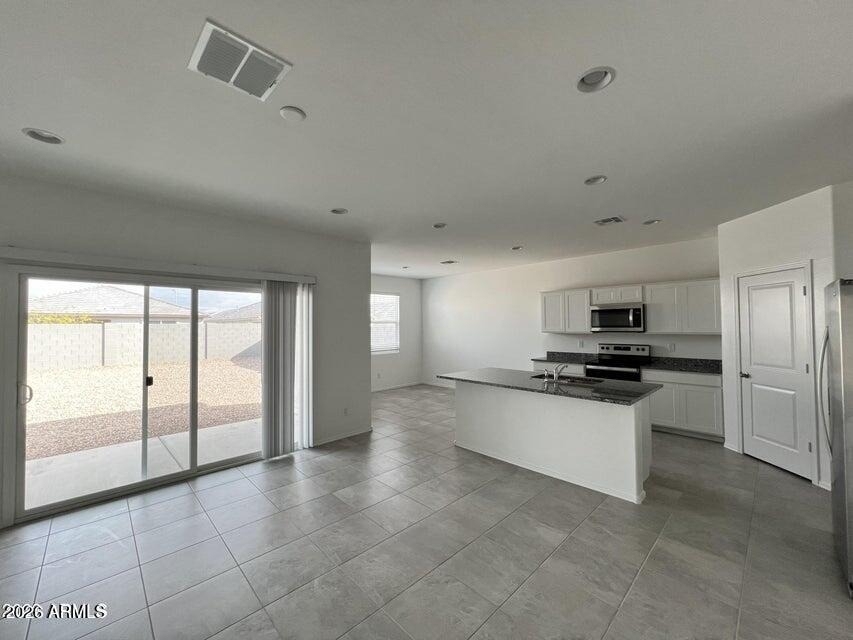 3532 N Sequoia Street - Photo 1