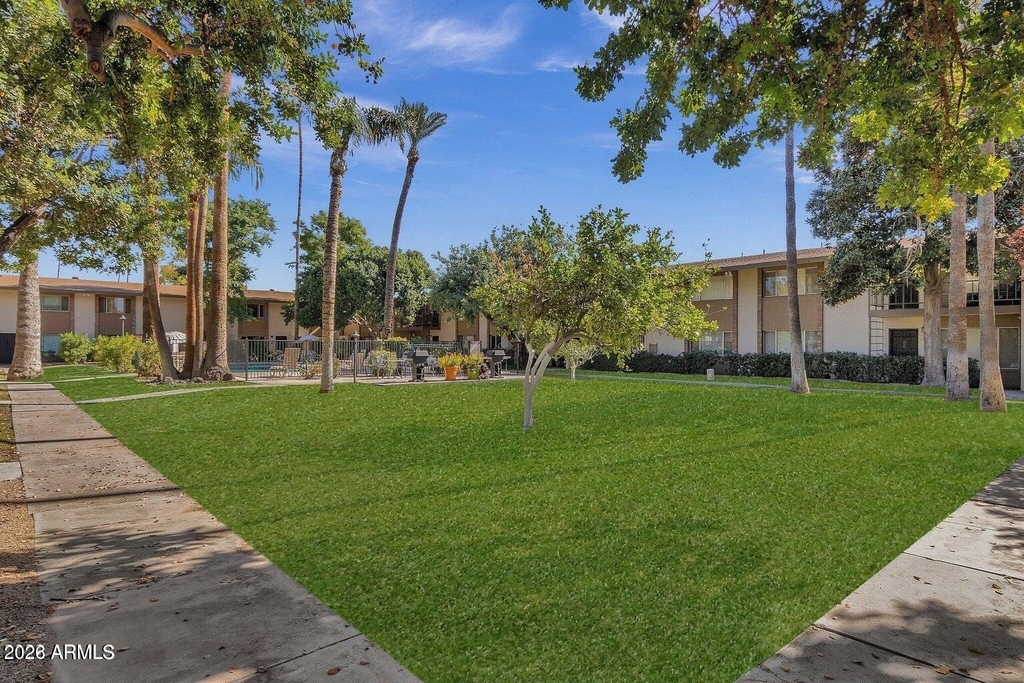 4701 N 68th Street - Photo 37