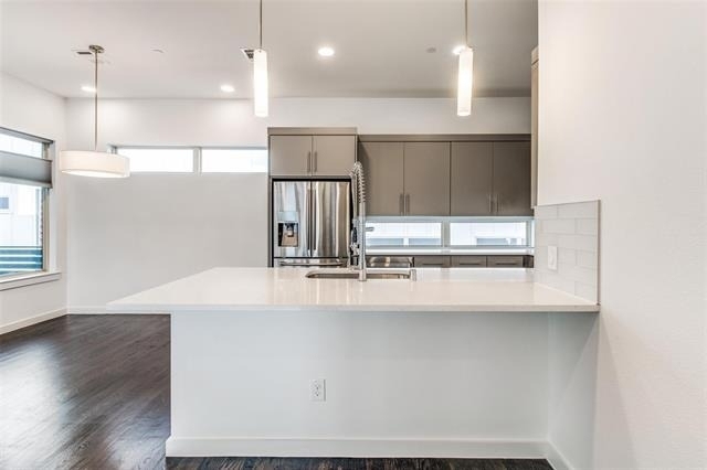 1907 Summit Avenue - Photo 6