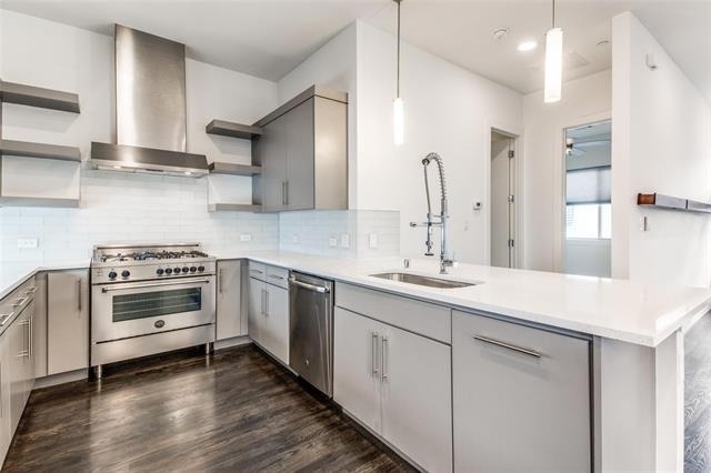 1907 Summit Avenue - Photo 7
