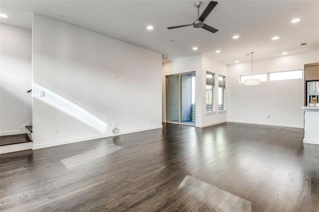 1907 Summit Avenue - Photo 2