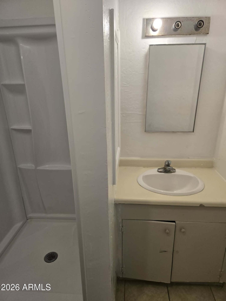 909 N Kadota Avenue - Photo 5