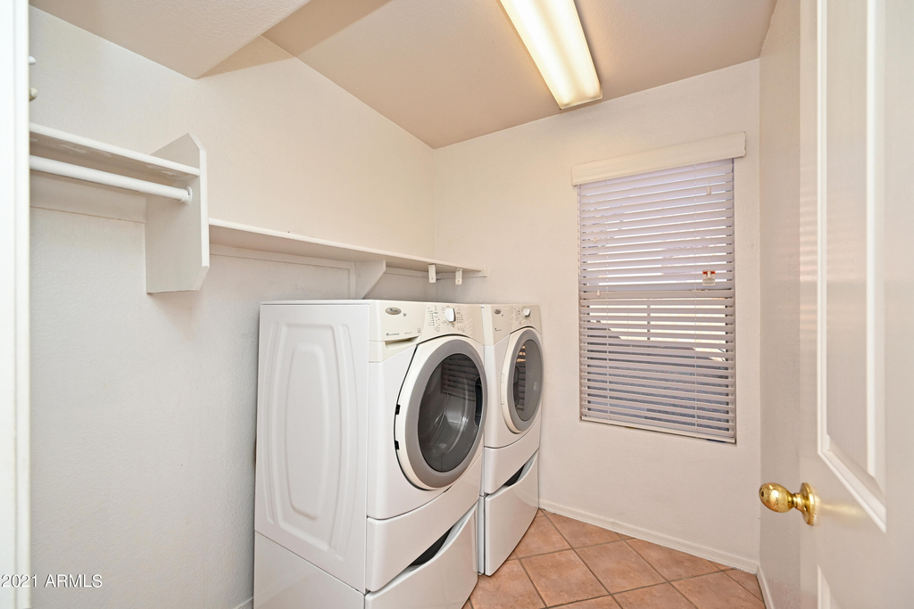 5730 E Gelding Drive - Photo 19