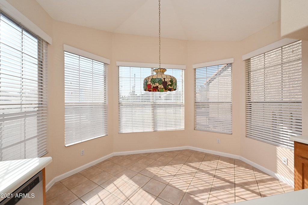 5730 E Gelding Drive - Photo 10