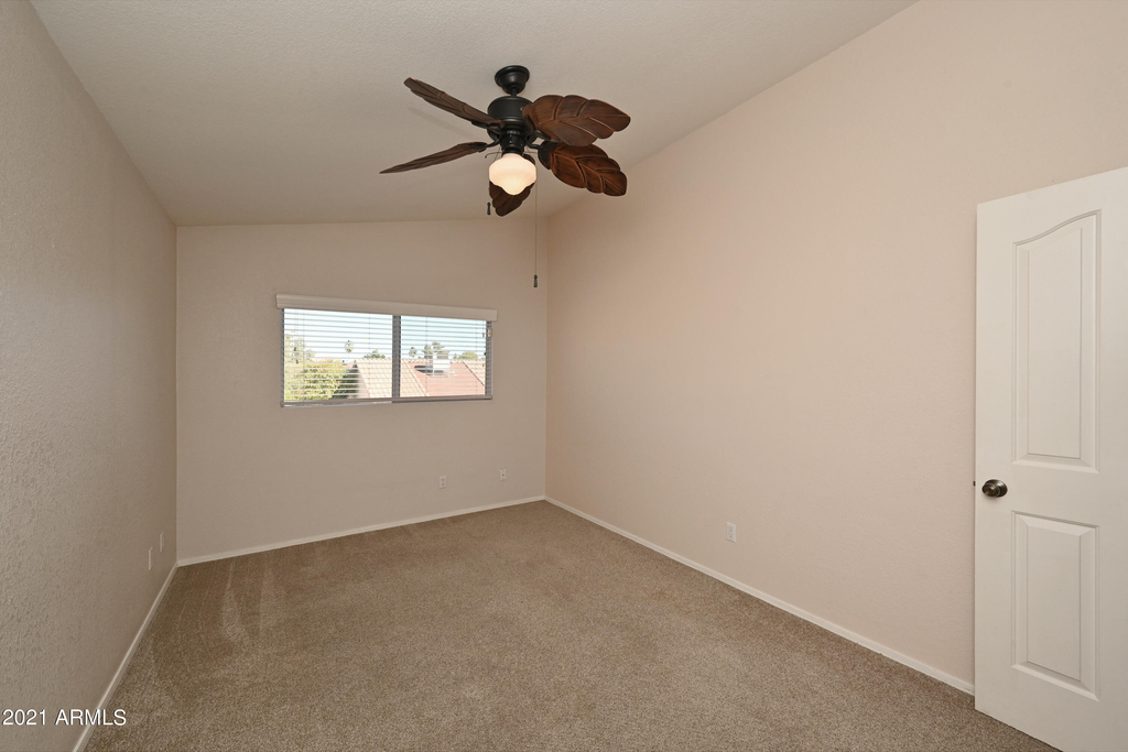 5730 E Gelding Drive - Photo 35