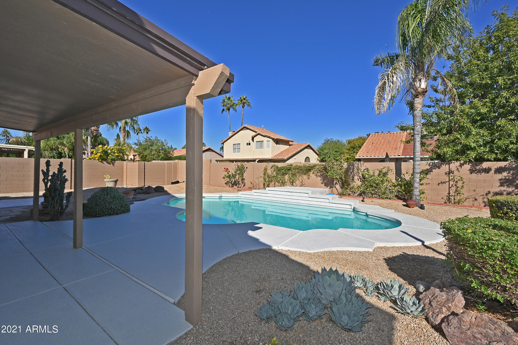 5730 E Gelding Drive - Photo 38