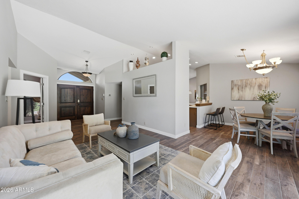 10432 W Avalon Drive - Photo 10