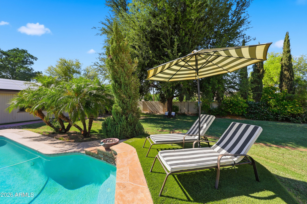 10432 W Avalon Drive - Photo 25