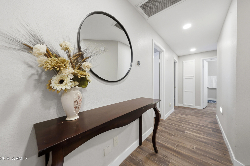 10432 W Avalon Drive - Photo 8