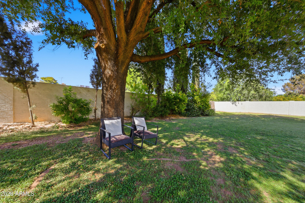 10432 W Avalon Drive - Photo 35