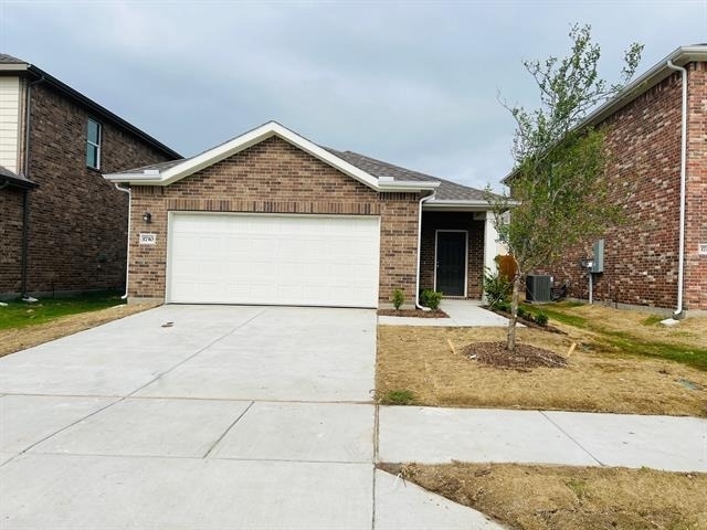 1710 Washington Street - Photo 1