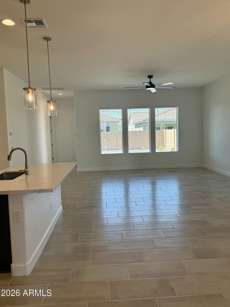 2933 E Mission Lane - Photo 34