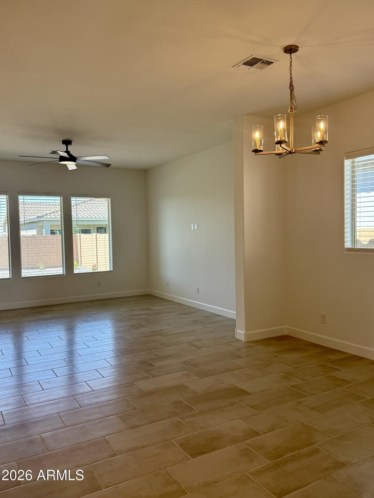 2933 E Mission Lane - Photo 33