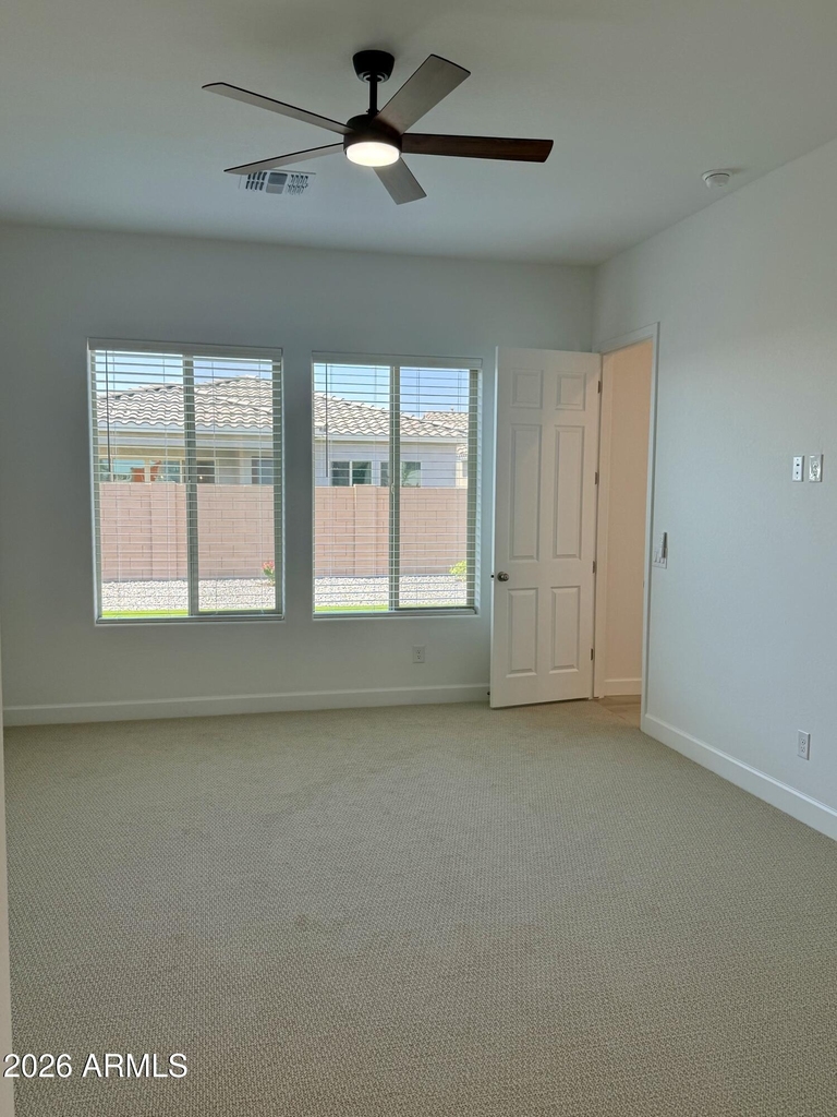 2933 E Mission Lane - Photo 25