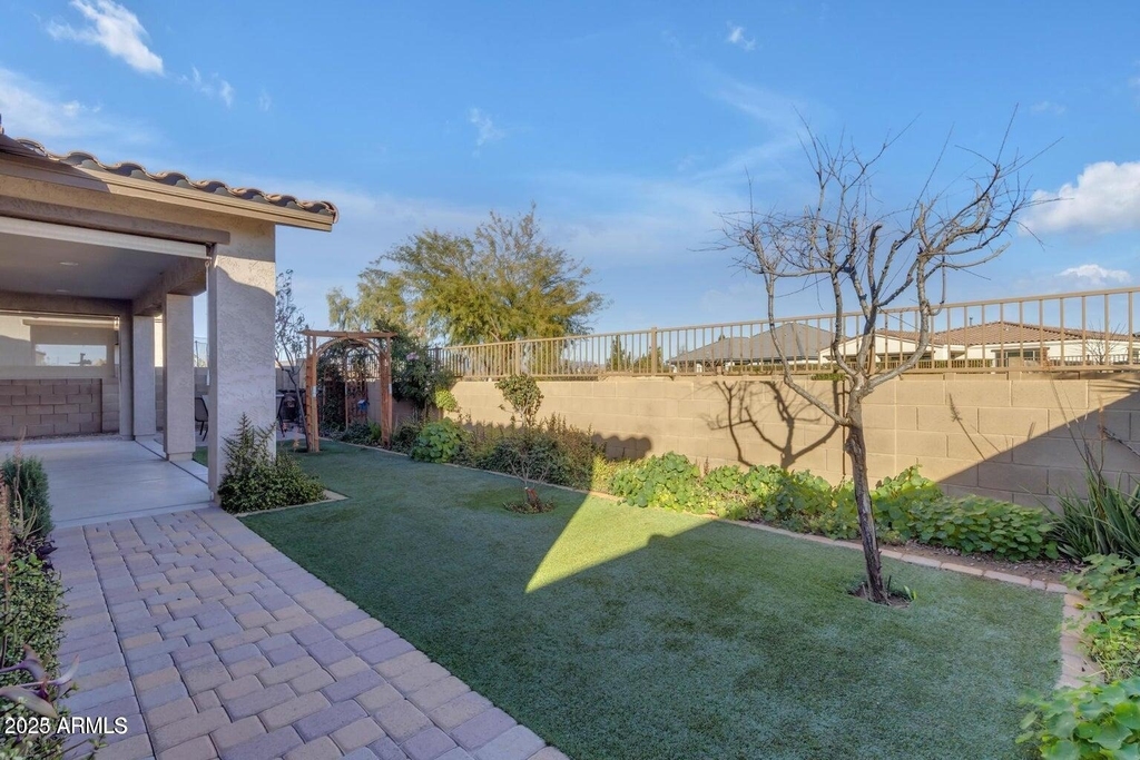 22841 S 225th Place - Photo 31