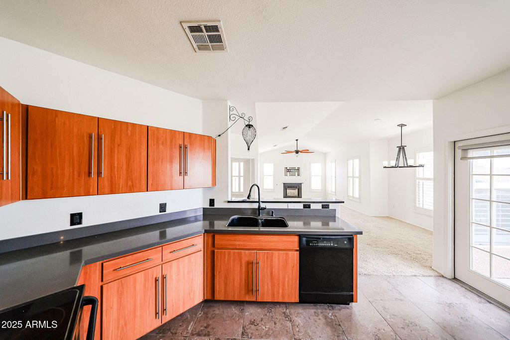 14250 W Wigwam Boulevard - Photo 9