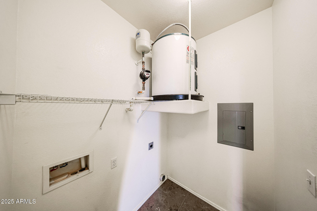 14250 W Wigwam Boulevard - Photo 26