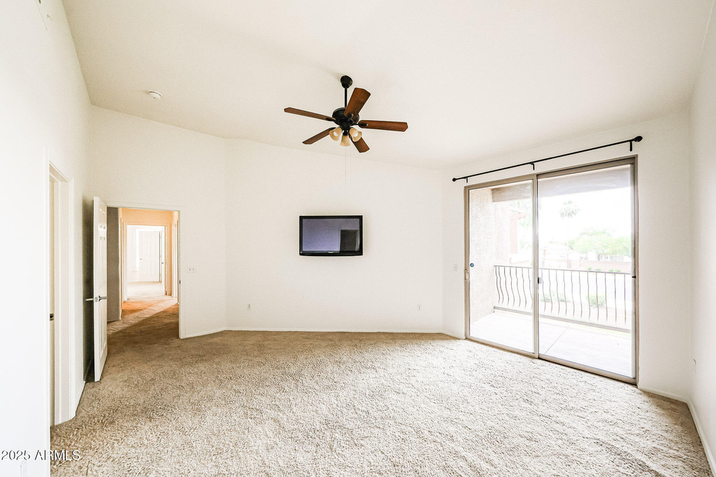 14250 W Wigwam Boulevard - Photo 16