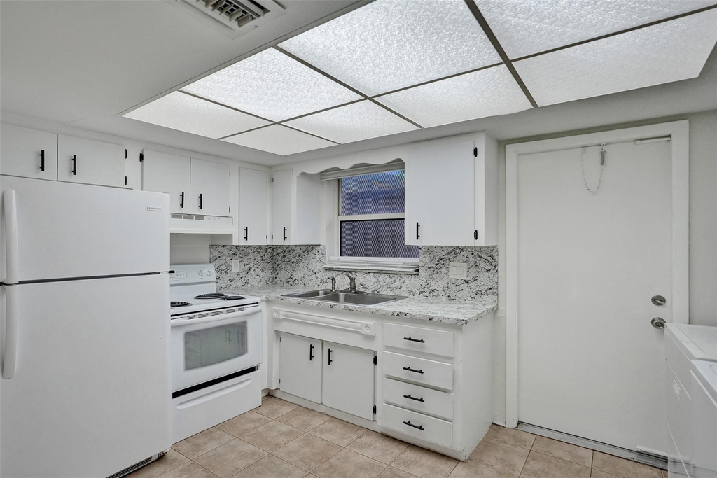 4240 Nw 21st Avenue - Photo 7