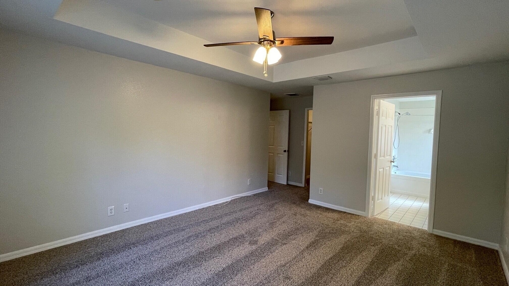 517 Sw Paar Drive - Photo 15