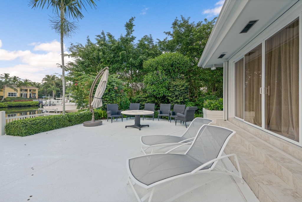 351 Eagle Drive - Photo 5