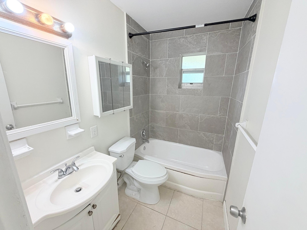 3030 Nw 43rd Terrace - Photo 7