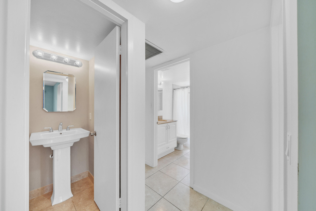 169 Suffolk E - Photo 20