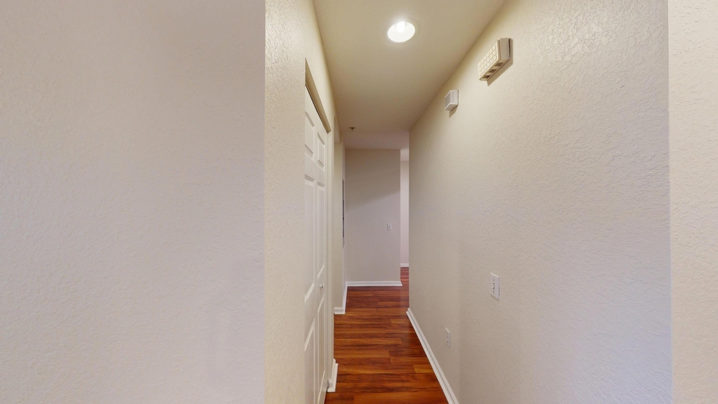 1610 Presidential Way - Photo 10