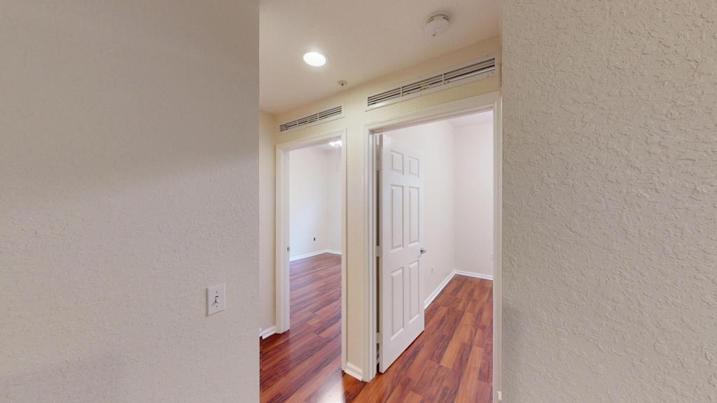 1610 Presidential Way - Photo 19