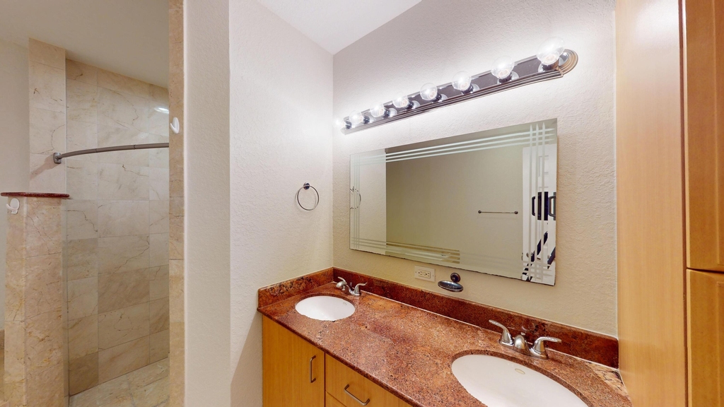 1610 Presidential Way - Photo 17