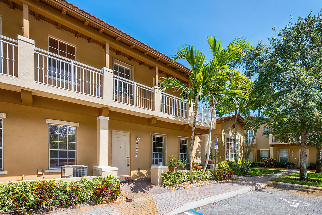 2502 Nw 4th Street - Photo 18
