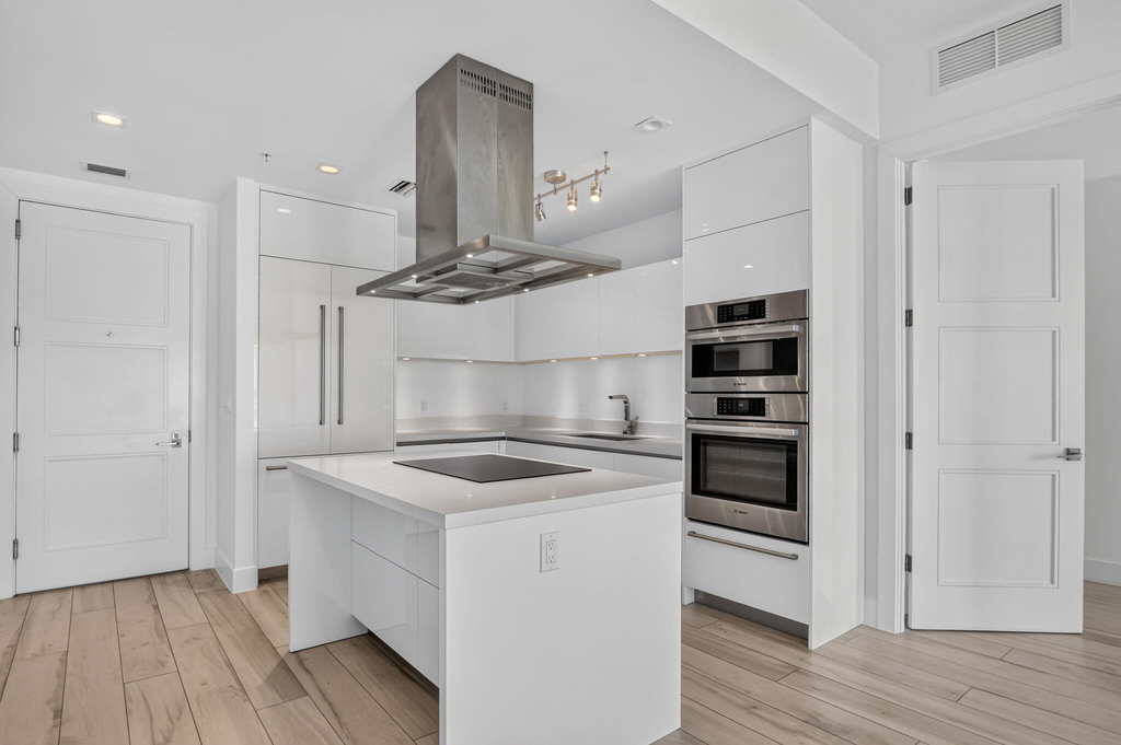 155 E Boca Raton Road - Photo 1