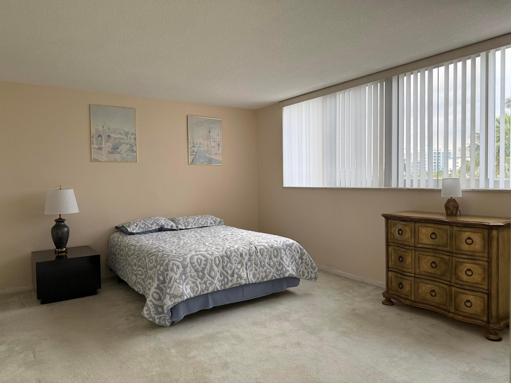524 Orton Avenue - Photo 7