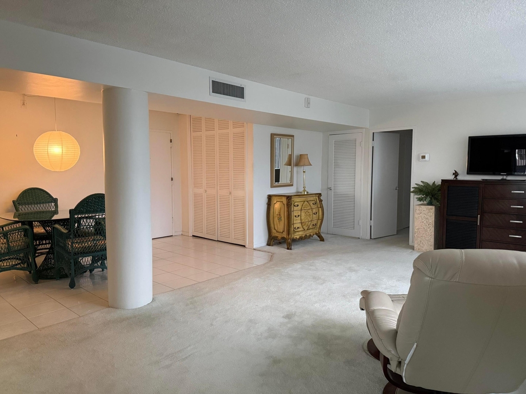 524 Orton Avenue - Photo 4