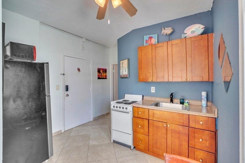 324 Indiana Street - Photo 11