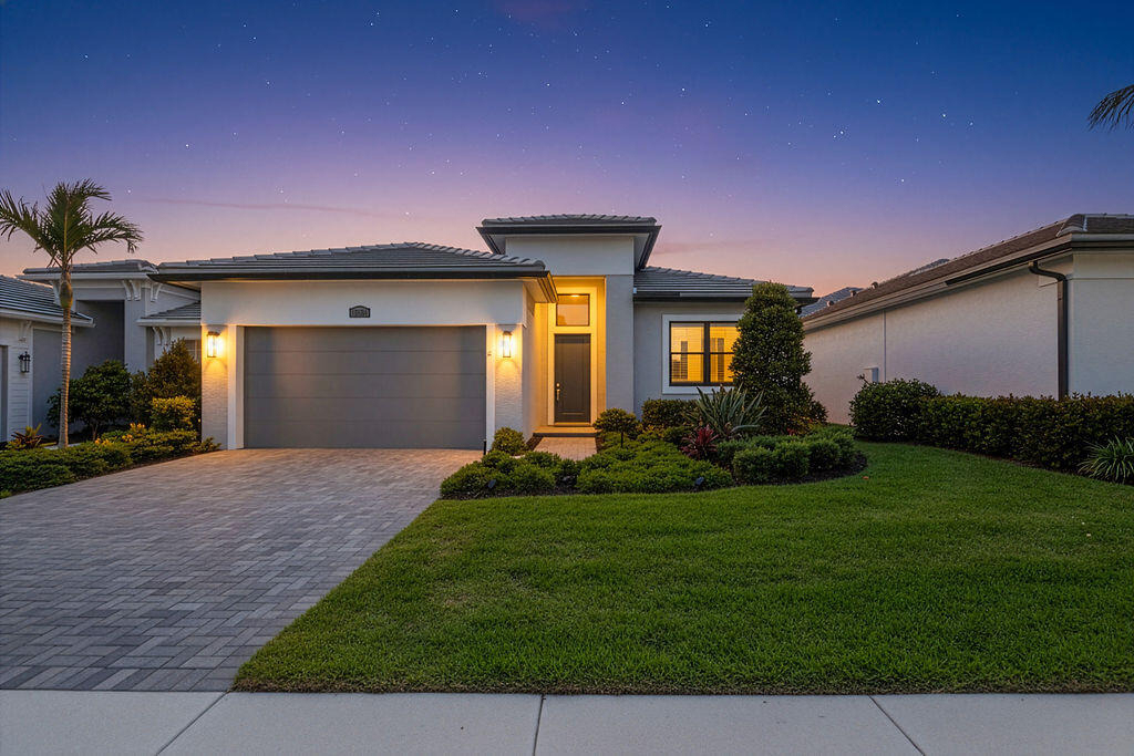 11338 Sw Pietra Way - Photo 1