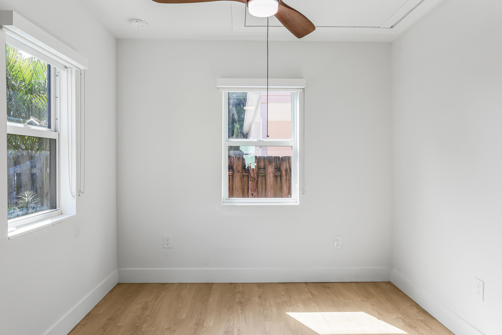 1125 N K Street - Photo 11