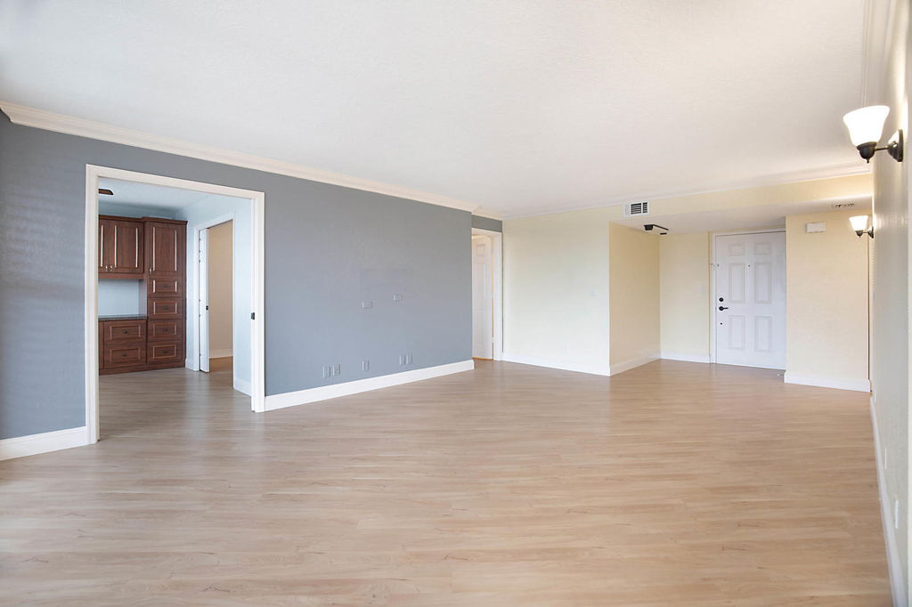 800 Jeffery Street - Photo 5