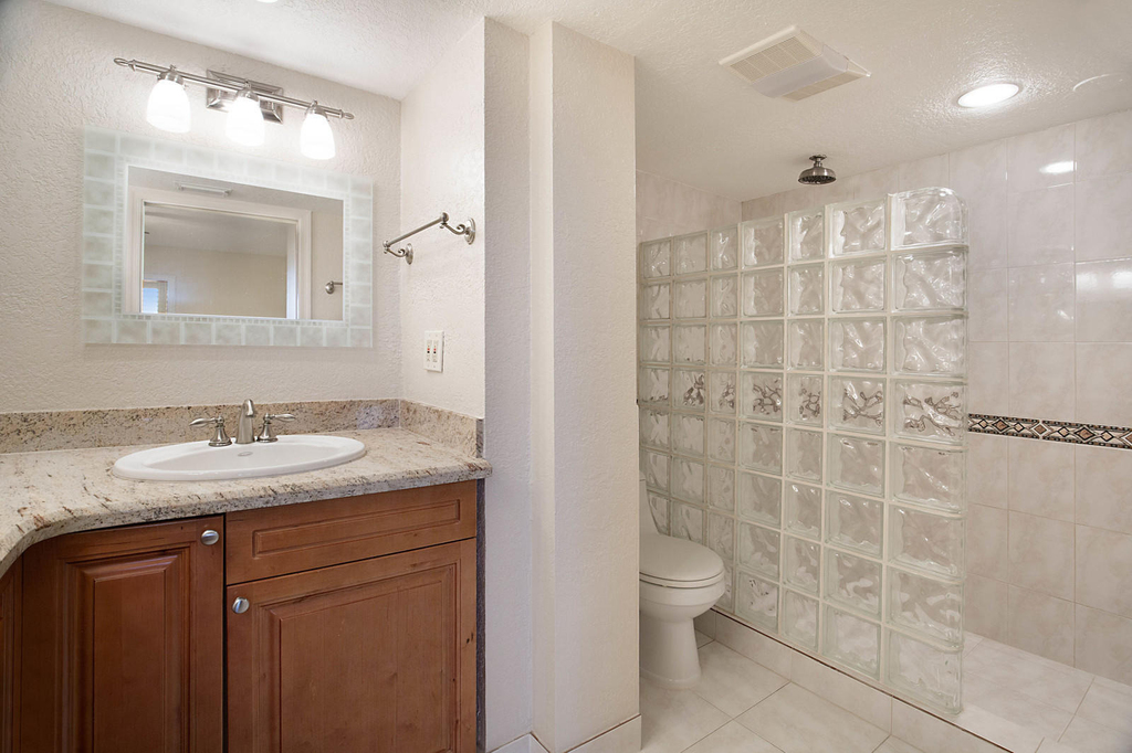 800 Jeffery Street - Photo 15