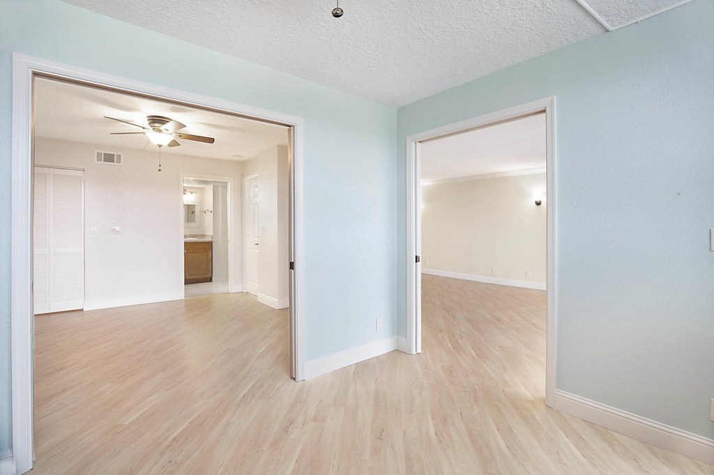 800 Jeffery Street - Photo 14