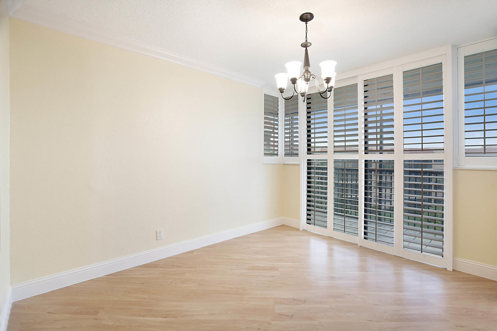 800 Jeffery Street - Photo 8