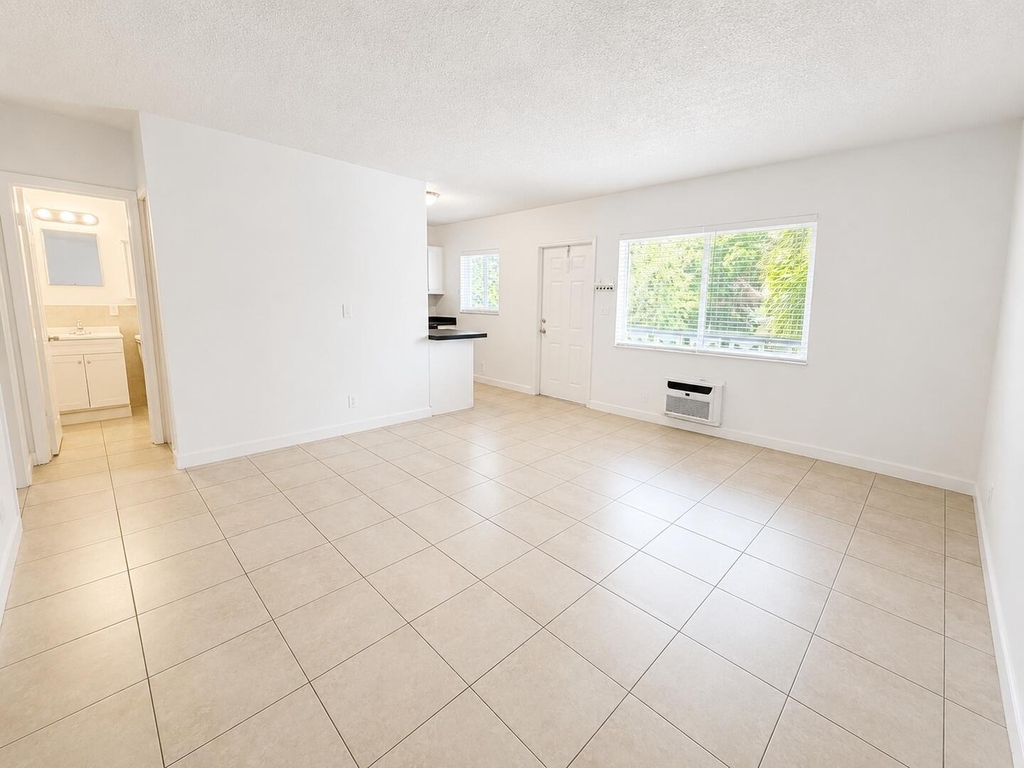 701 Sw 14th Avenue - Photo 6