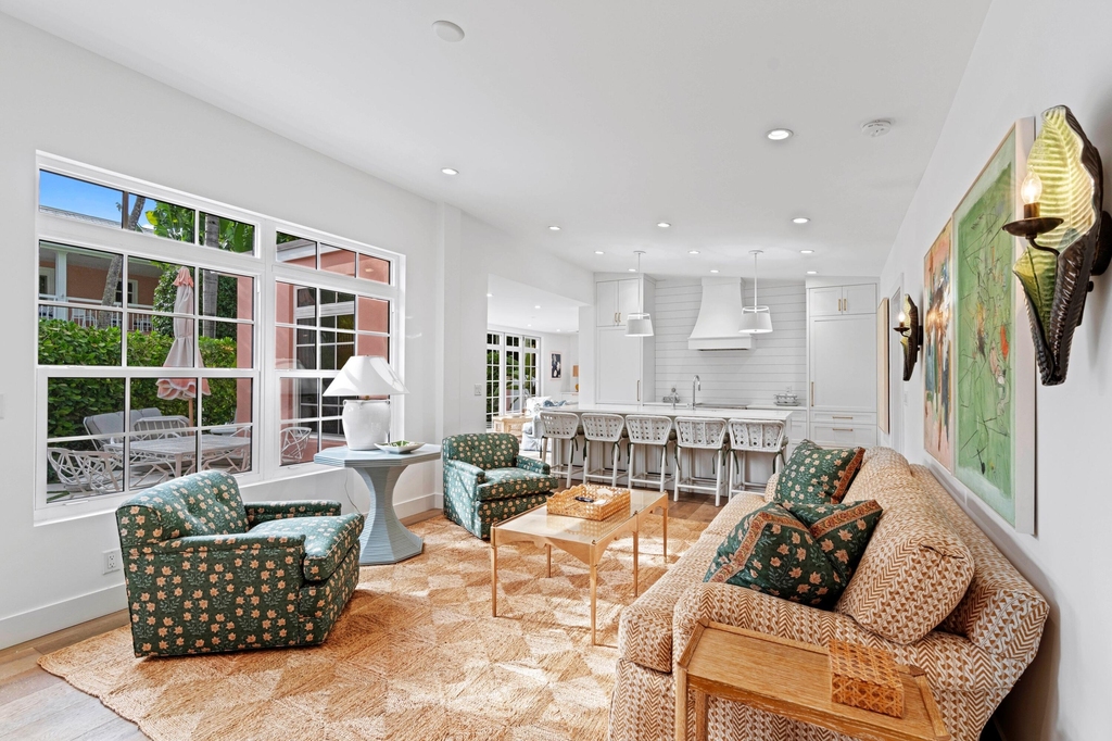 142 Peruvian Avenue - Photo 7