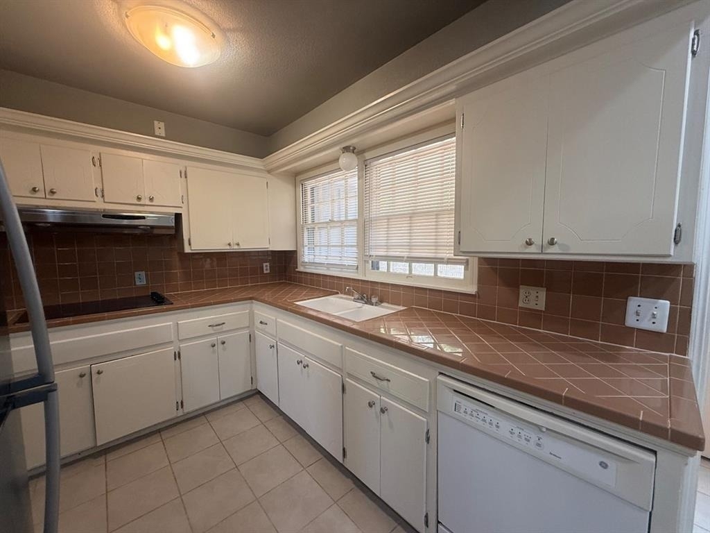 9909 Sunnymeade Place - Photo 6