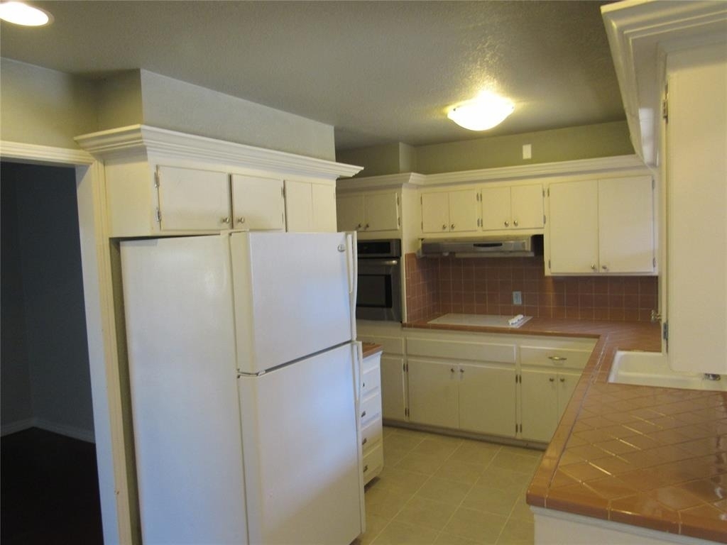 9909 Sunnymeade Place - Photo 6