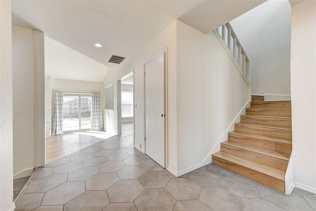 3208 Castlerock Road - Photo 2
