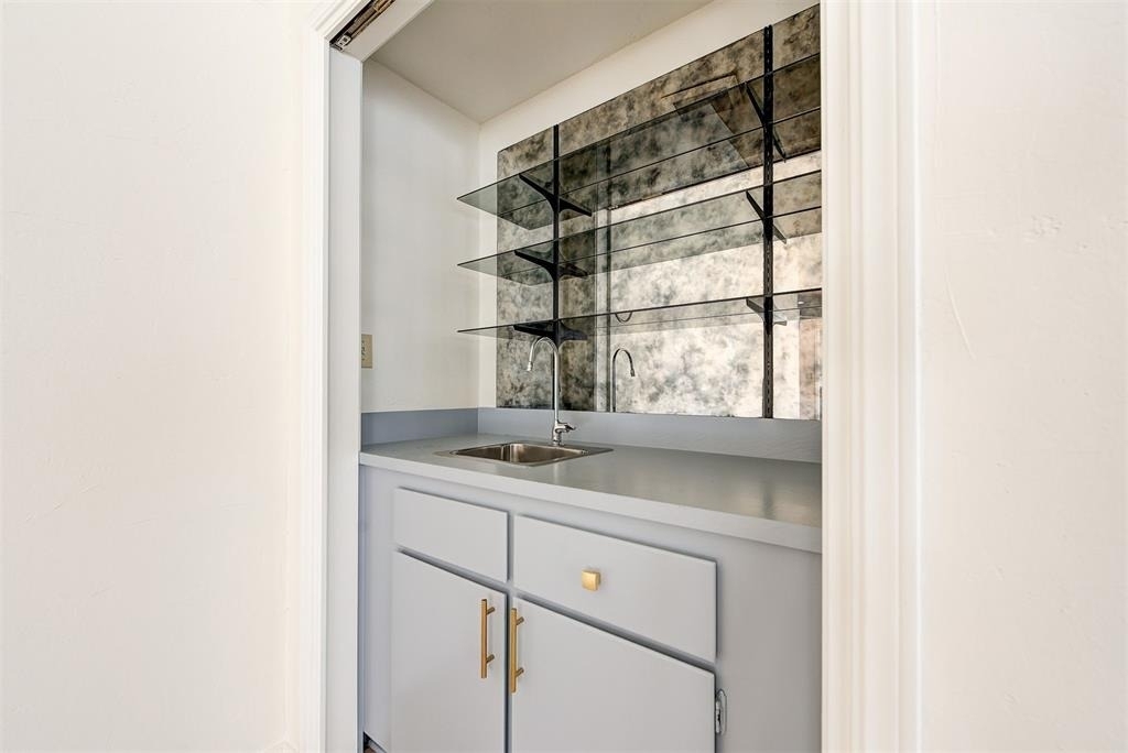 3208 Castlerock Road - Photo 6