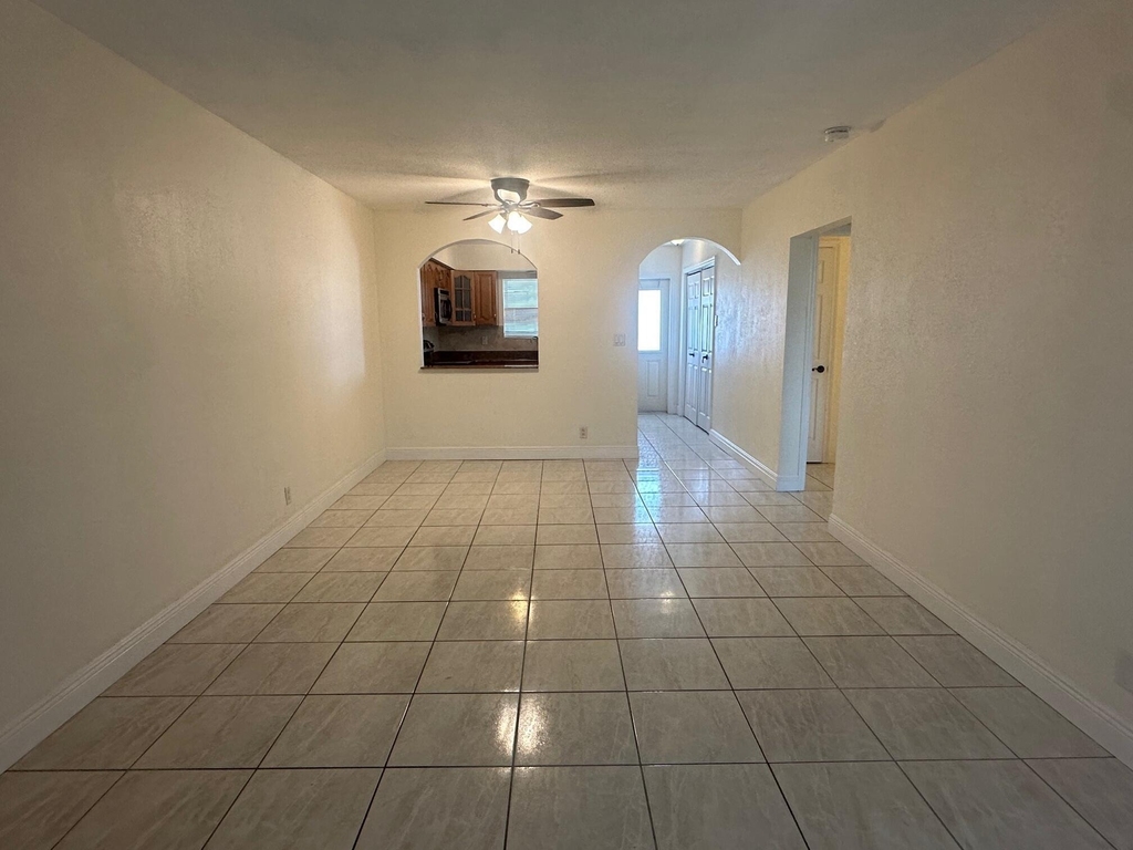 3850 Ne 21st Way - Photo 6