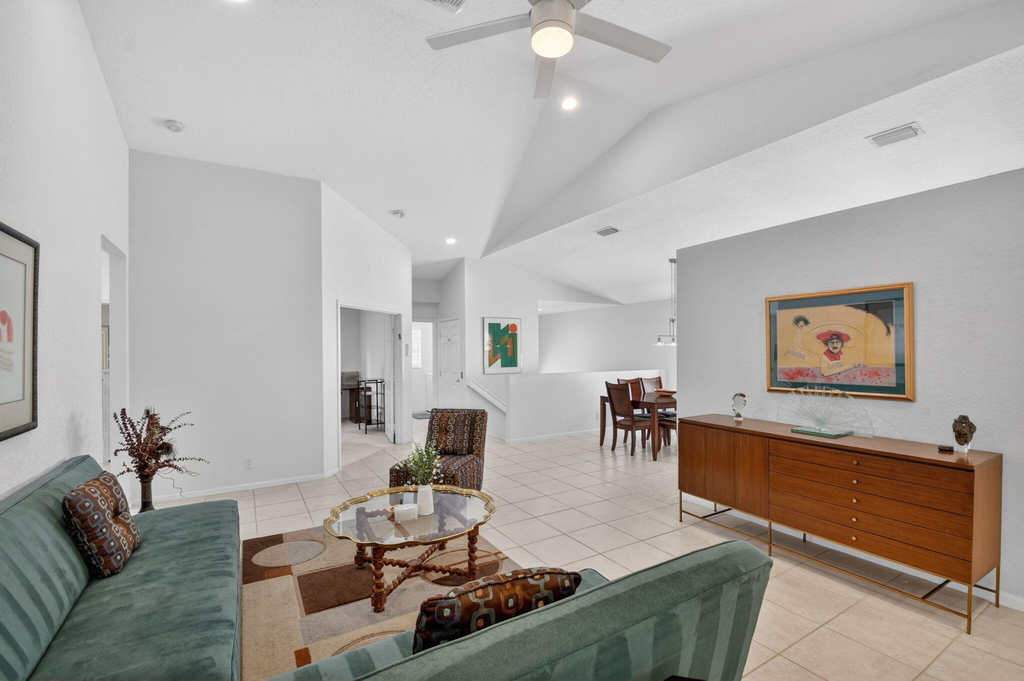 7910 Laina Lane - Photo 18